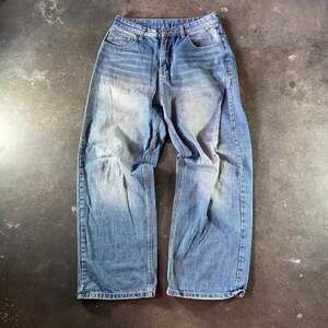 modern y2k skater style baggy/wideleg lightweight unbranded blue jeans 30 waist